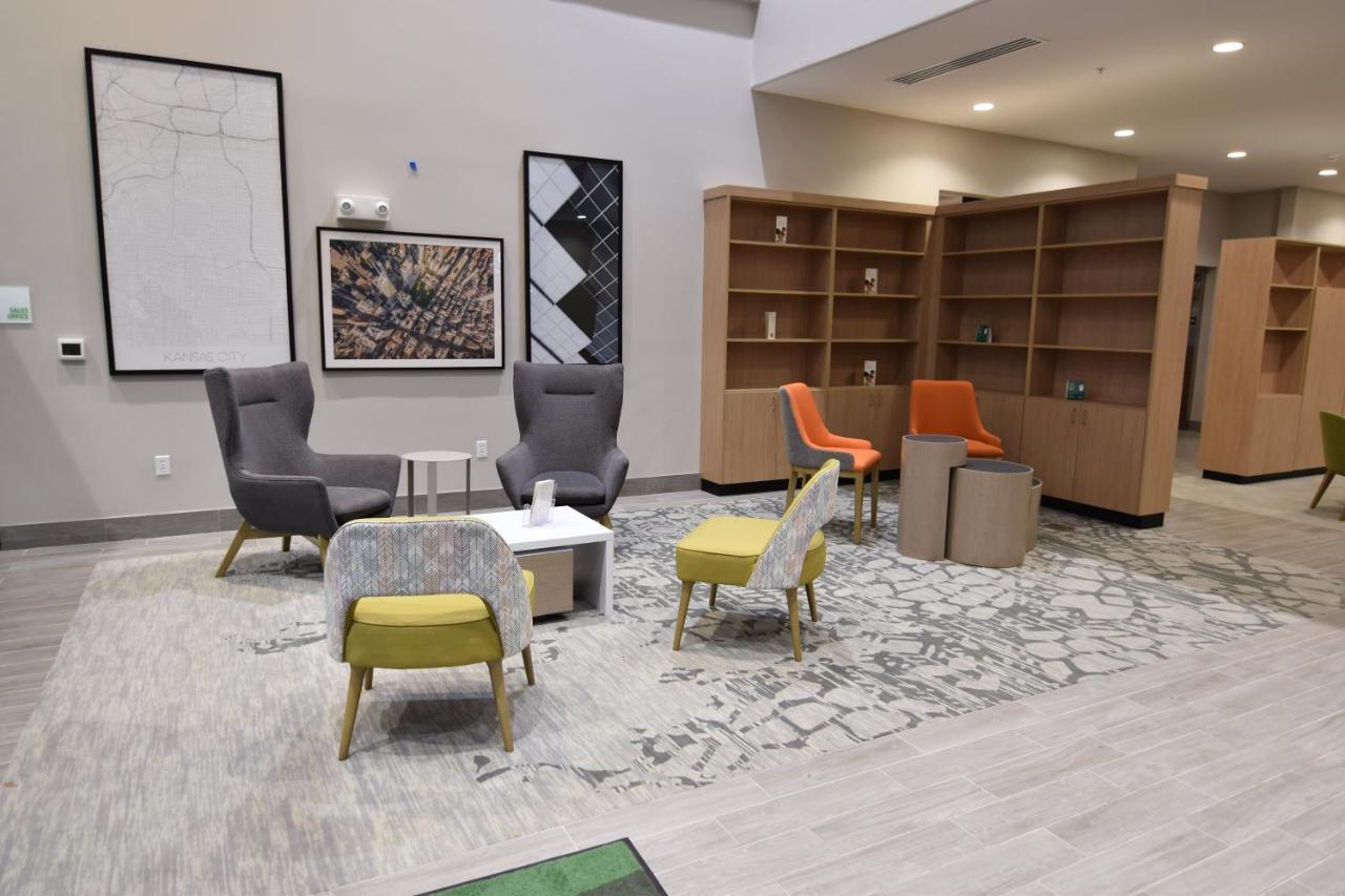 Holiday Inn - Kansas City - Northeast By Ihg Экстерьер фото